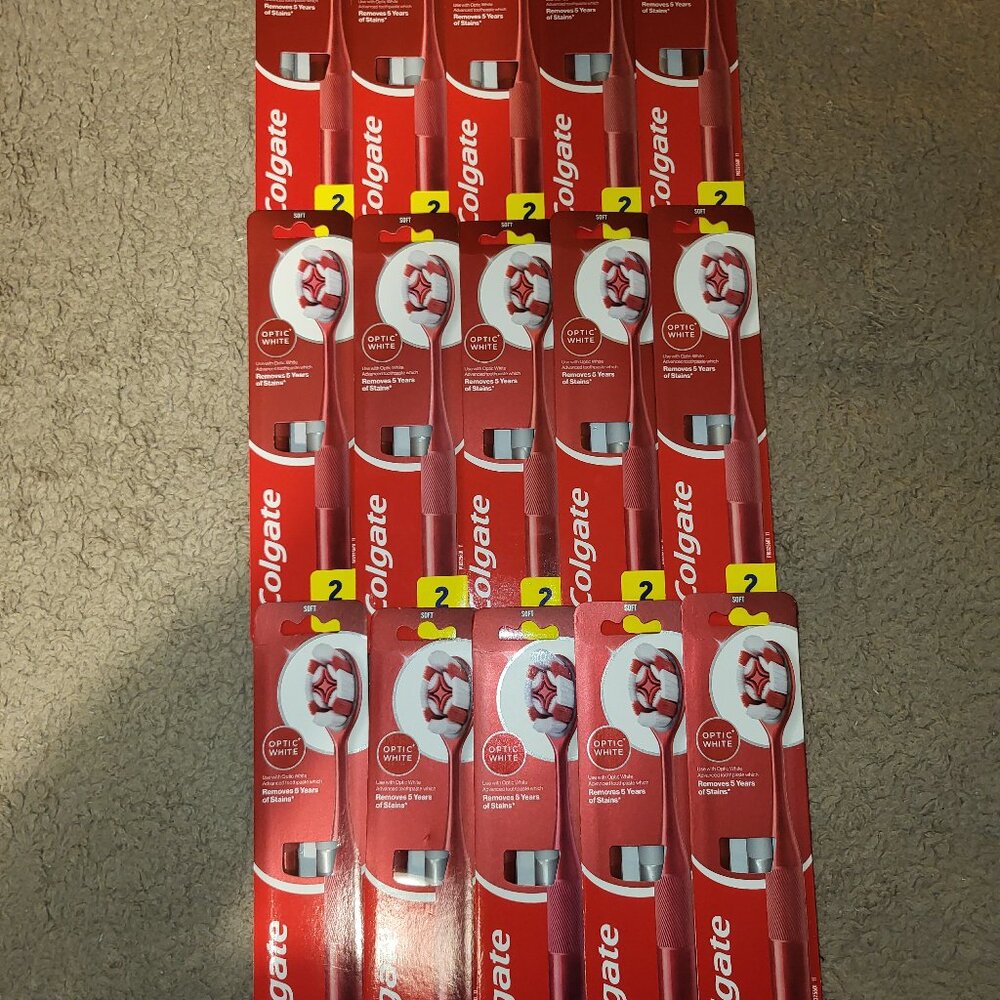 Colgate Optic White Toothbrush Lot of (15) 2ct Total Soft Bristle New Unopened